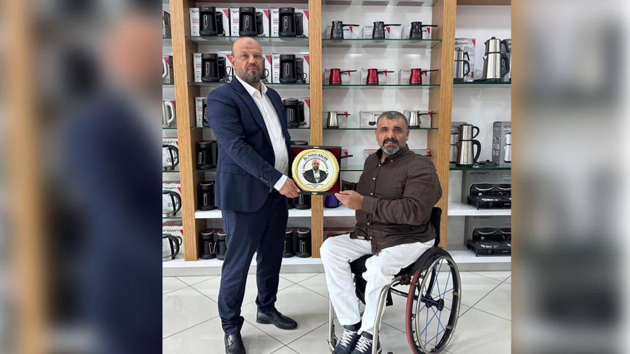Şanlıurfa'da Engelli Basketbol Takımı'ndan Fehmi Aslan'a ziyaret!