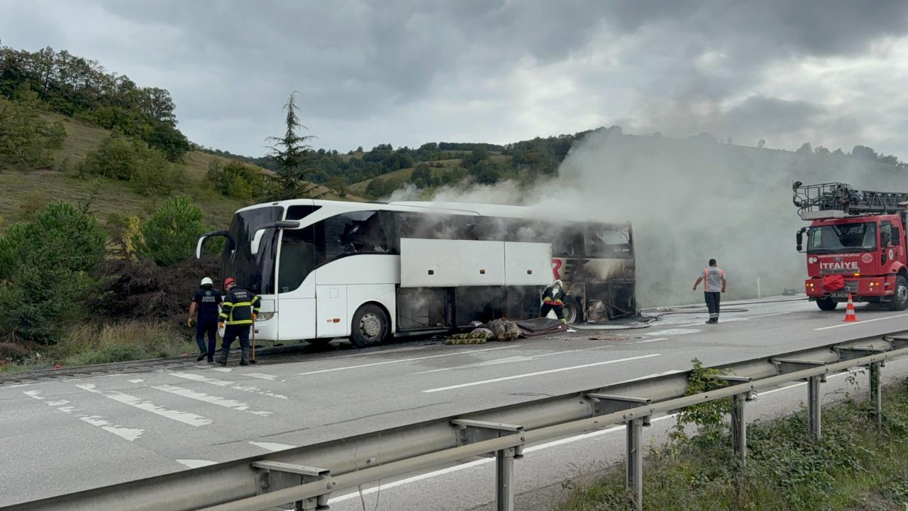 Şanlıurfa’dan Samsun’a giden yolcu otobüsü alev aldı!