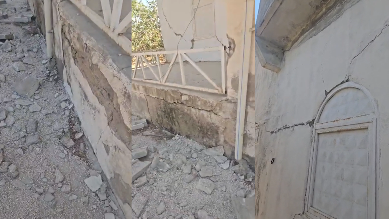Urfa’da deprem sonrası bir evde hasar oluştu