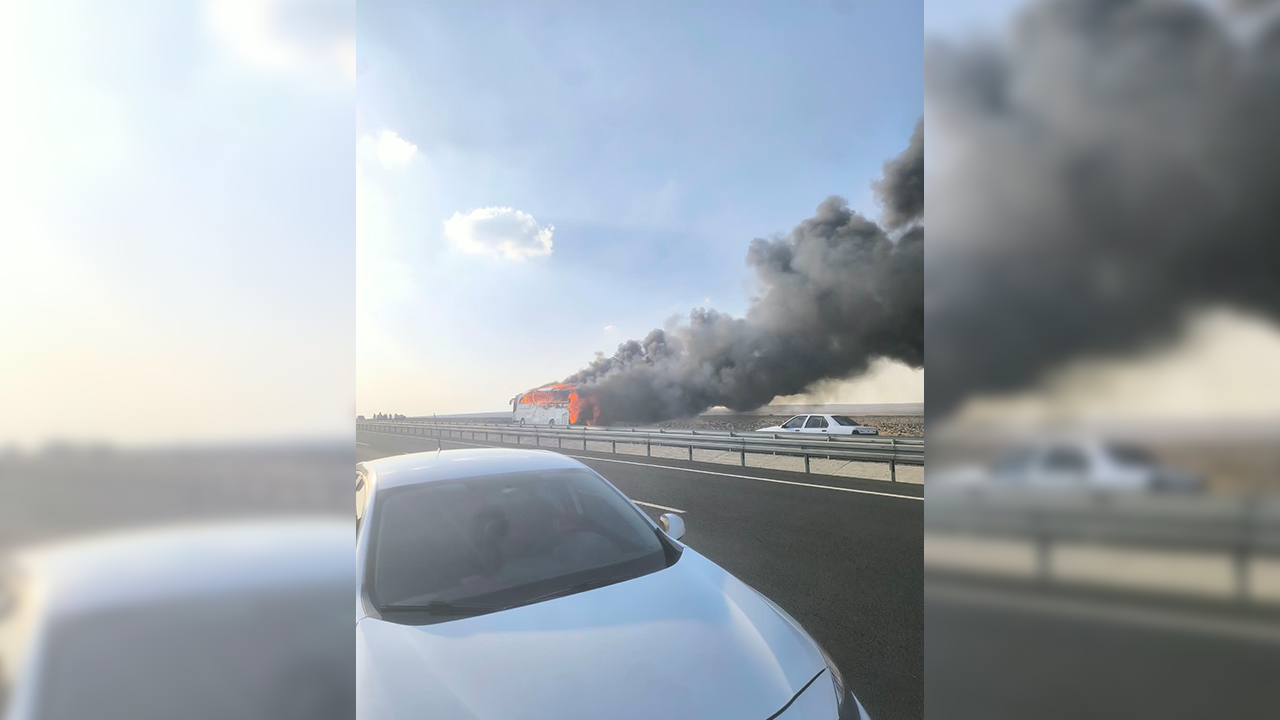Urfa’da yolcu otobüsü alev alev yandı!
