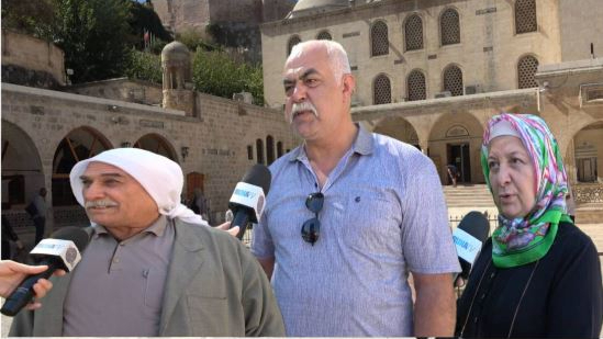 Urfa’da Tarihi Mekân Ziyaretlerinde  Kıyafet Tartışması!