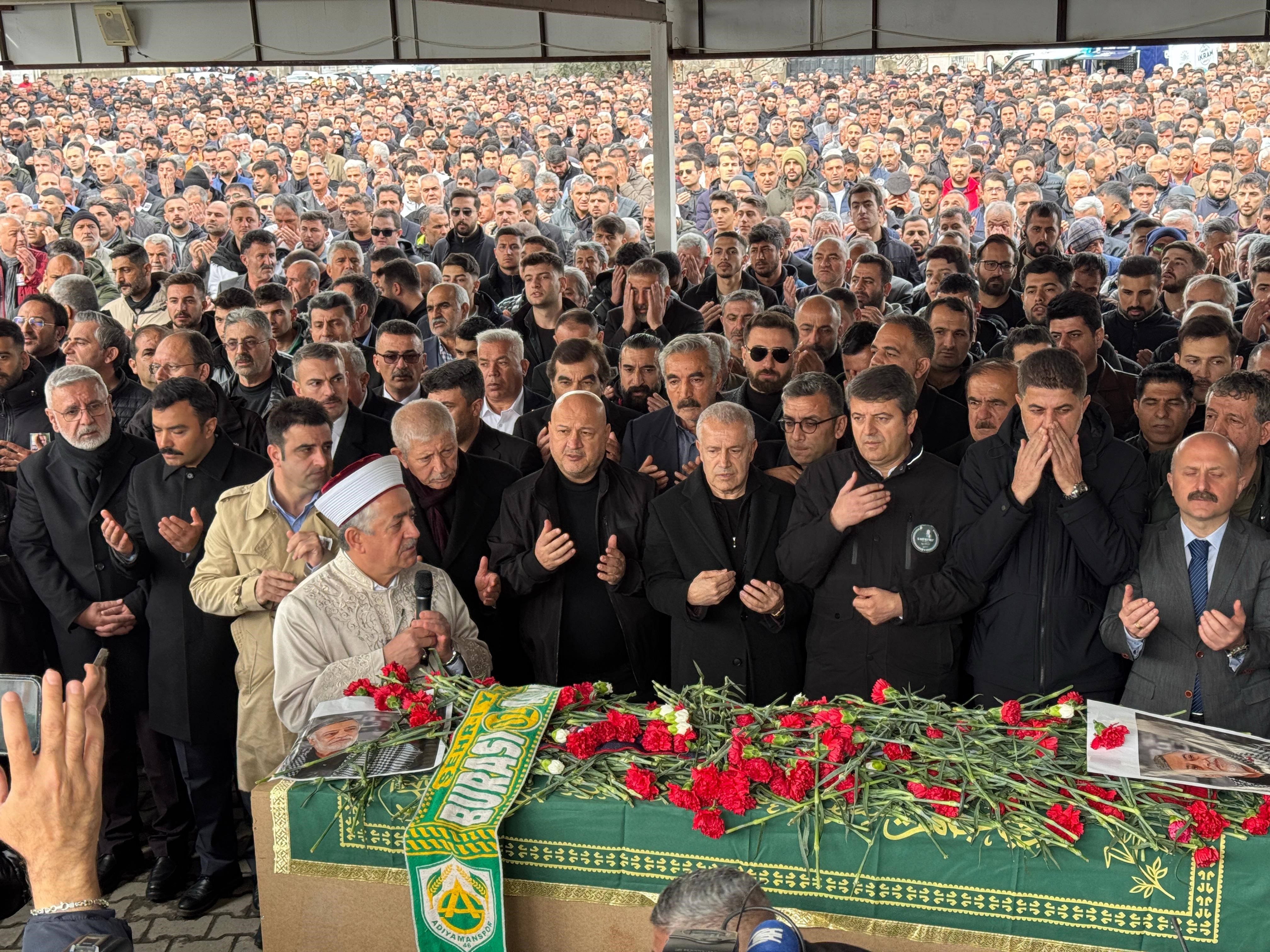 KAHTALI MIÇE, MEMLEKETINDE SON YOLCULUĞUNA UĞURLANDI.