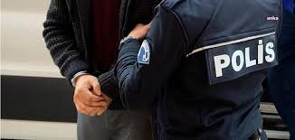 BAĞCILAR'DA 2 POLIS MEMURUNU BIÇAKLA YARALAYAN ŞÜPHELI TUTUKLANDI