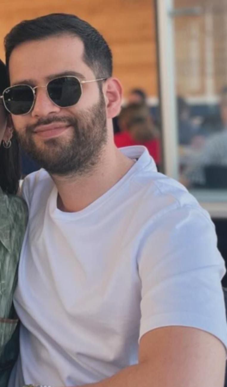 SEVGILISININ TACIZ EDILDIĞI IDDIASIYLA 3 KIŞIYI ÖLDÜRMÜŞ