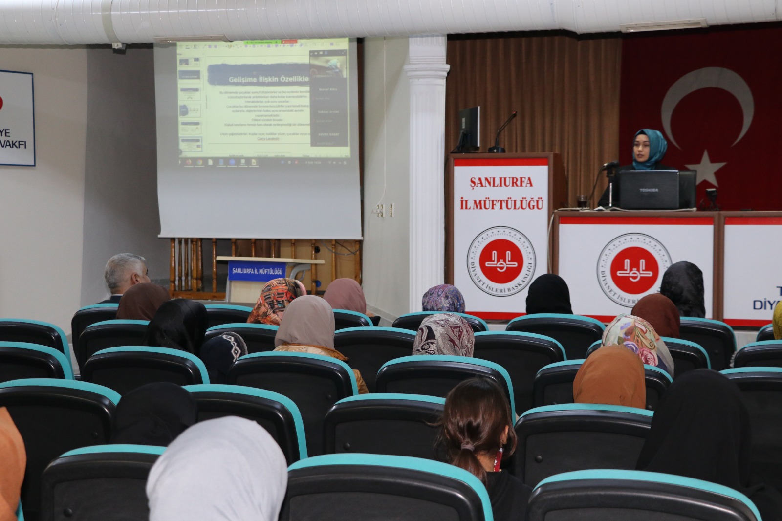 GEÇİCİ ÖĞRETİCİLERE YÖNELİK SEMİNER DÜZENLENDİ