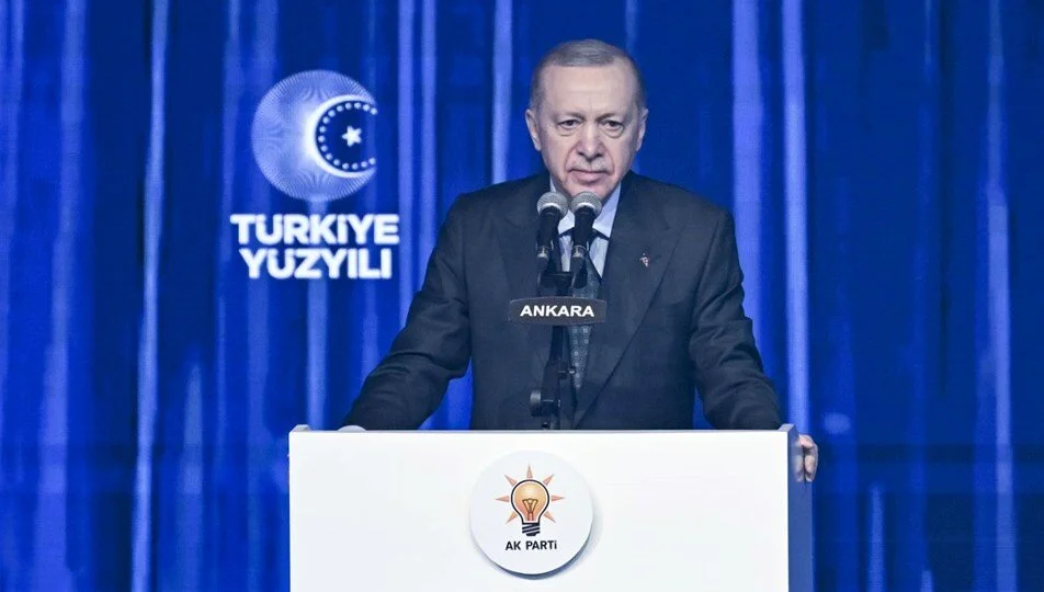 Erdoğan: "Kayıt Dışı Siyaset Yapma Dönemi Kapanmıştır"