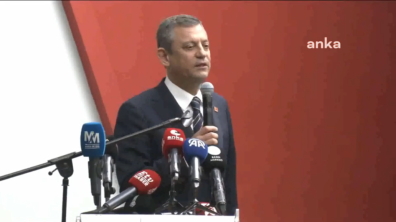 Özgür Özel: "Türkiye'deki Kadın Düşmanı, Erdoğan'dır."
