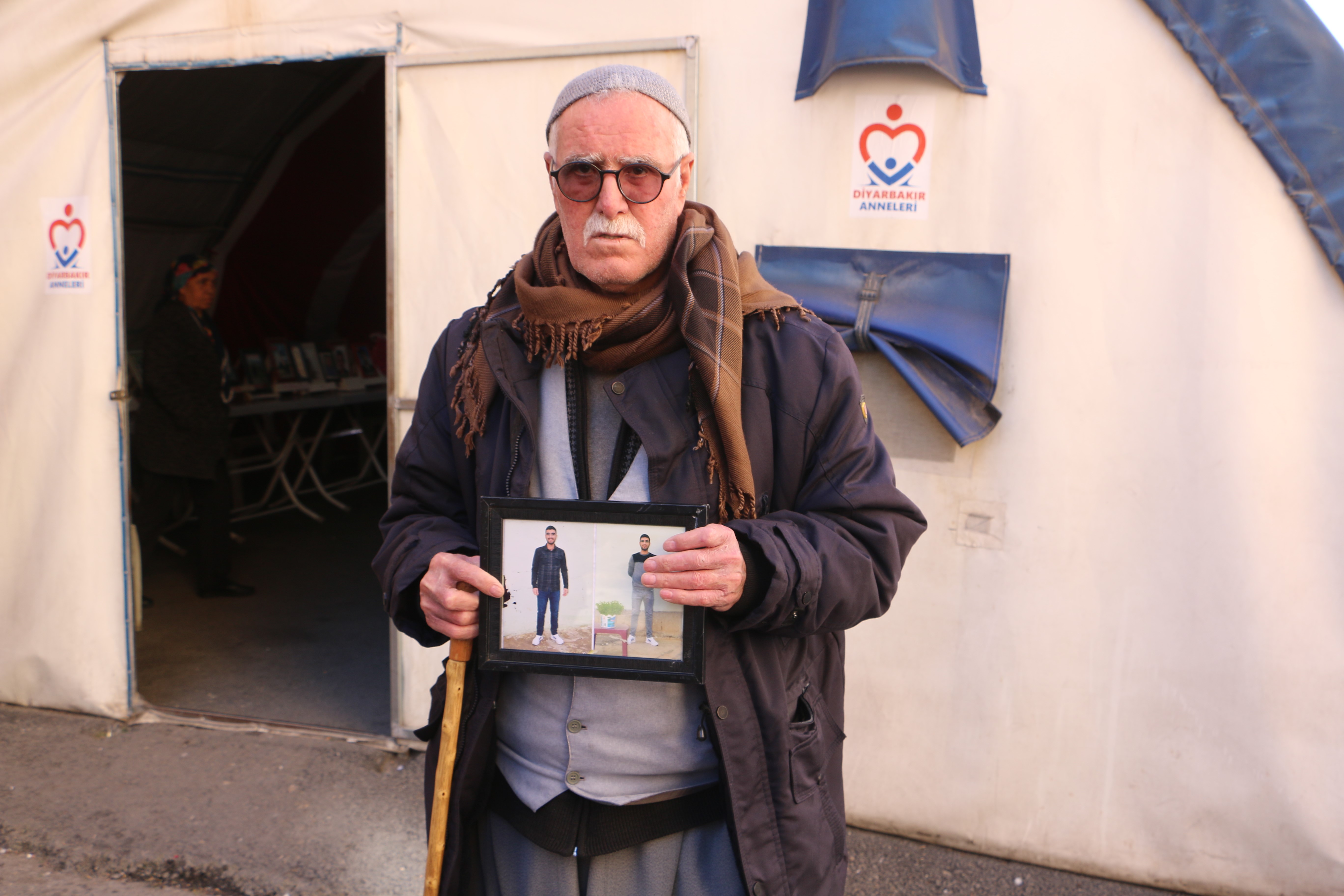 Şanlıurfalı Baba, Diyarbakır’da Evlat Nöbetinde