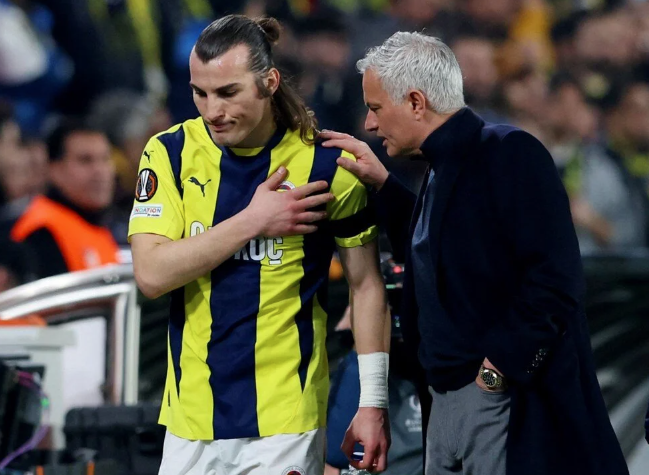 Kanarya, İkinci Maç Öncesi Turu Zora Soktu