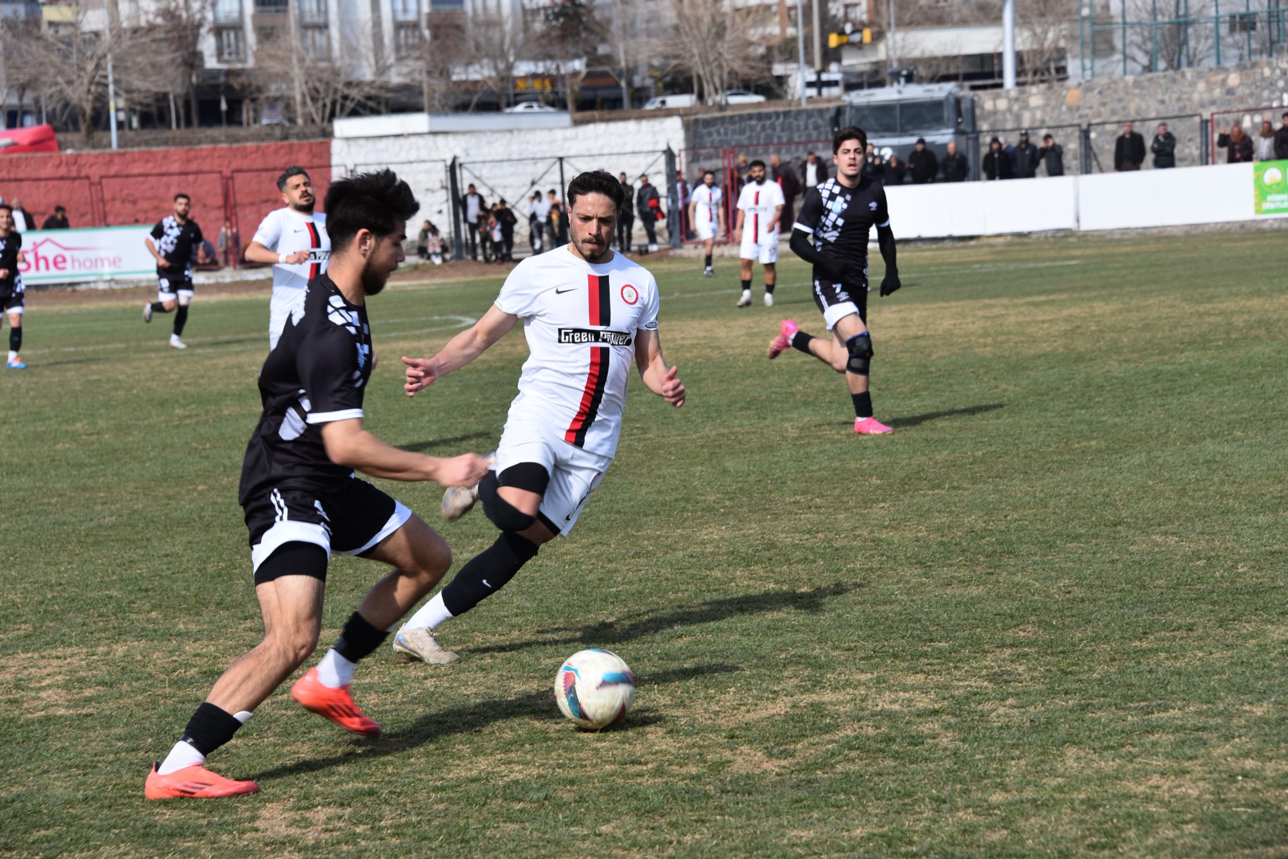 Siverek Belediyespor, Farklı Kazandı