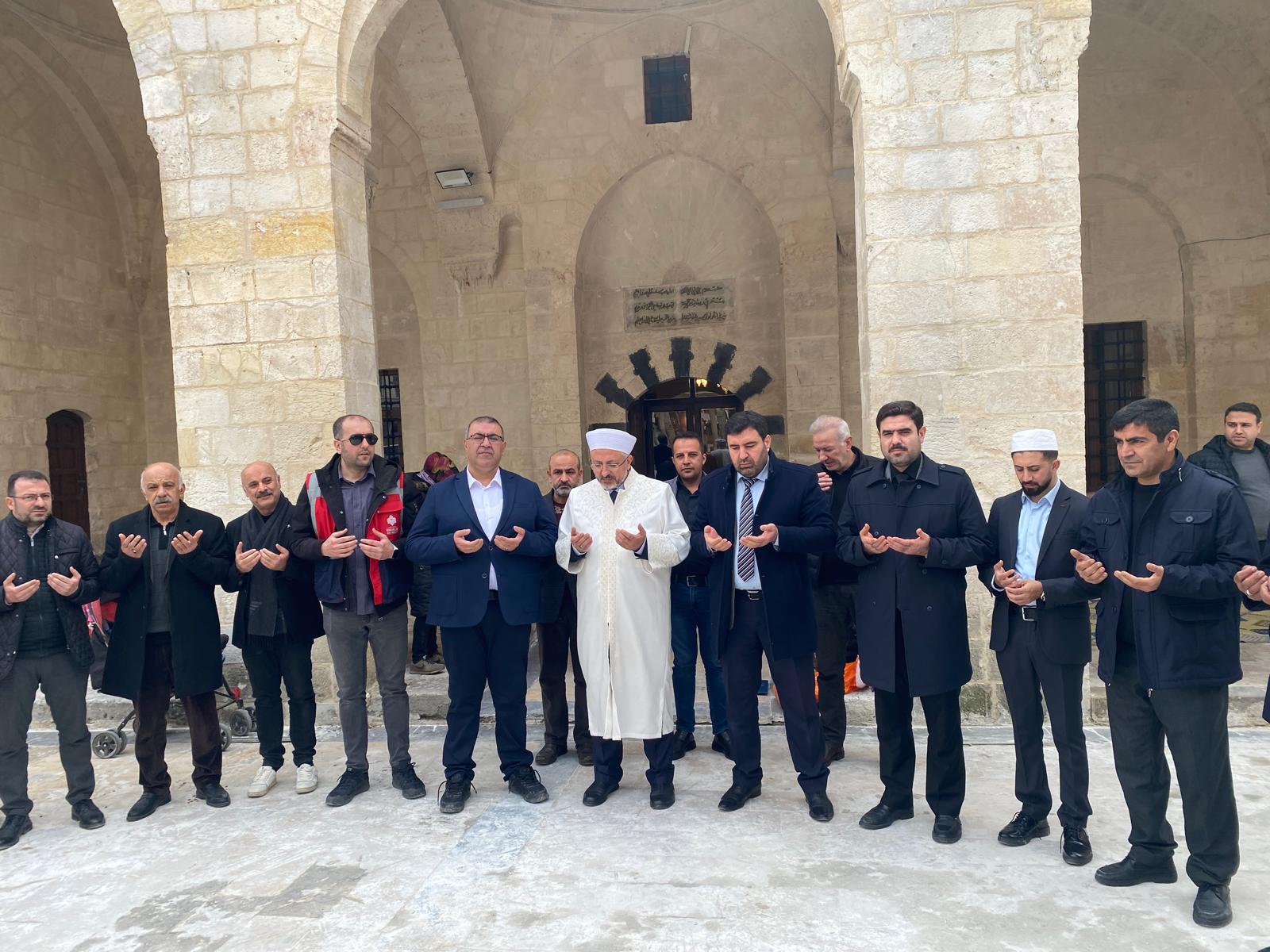 Tarihi Hüseyin Paşa Cami Dualarla İbadete Açıldı