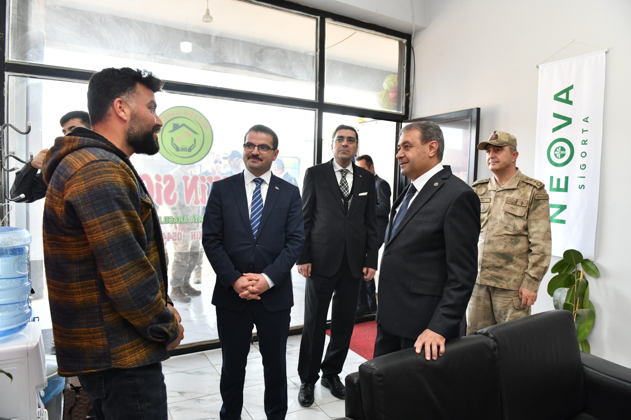 Vali Şıldak Harran’da Esnaf Ve Aile Ziyaretlerinde