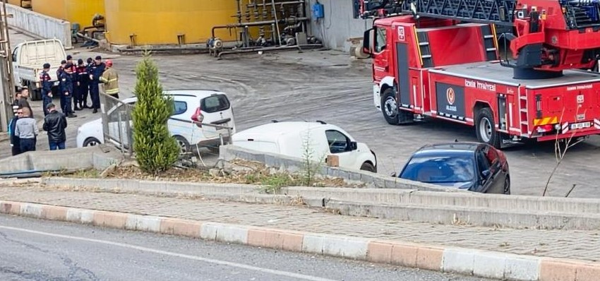 İzmir’de Fabrikada Patlama