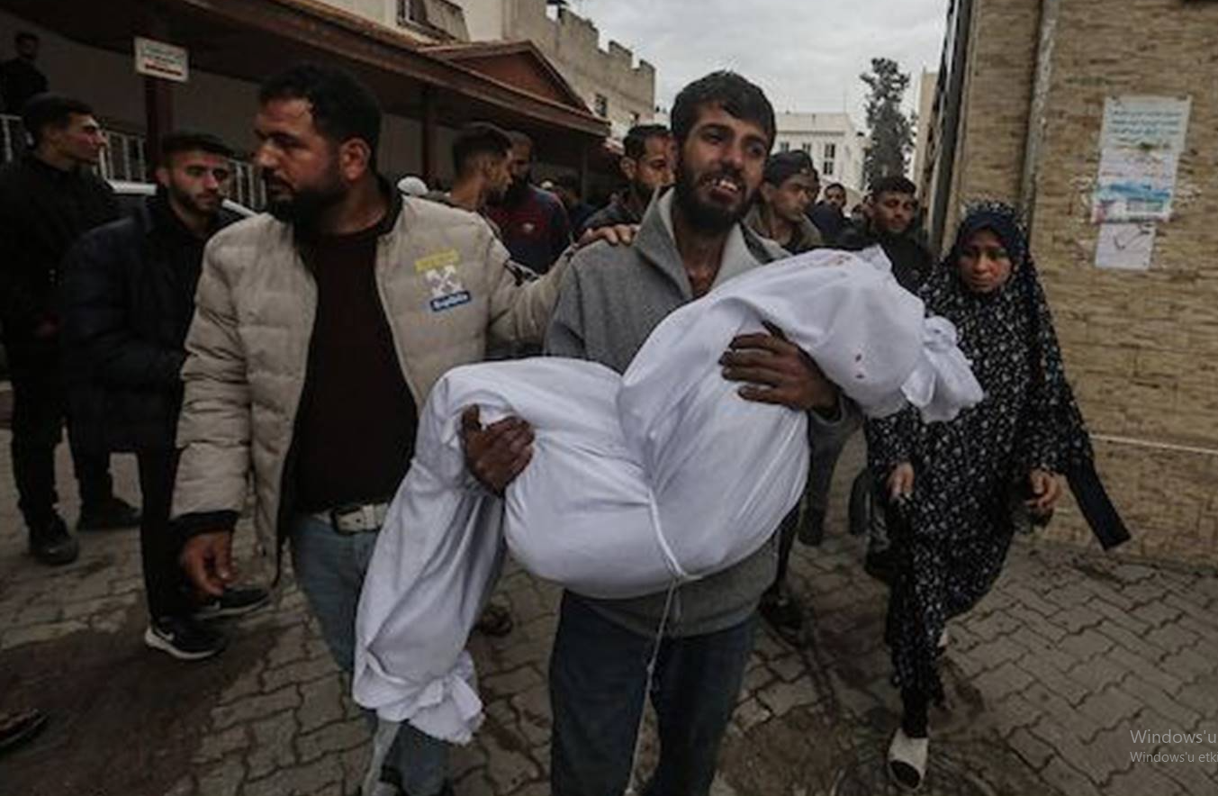 Gazze'deki Saldırılarda 130 Şehit, 263 Yaralı