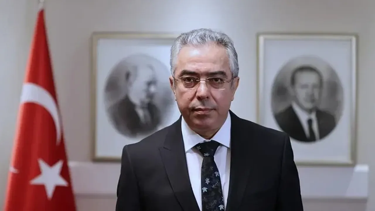 Mehmet Uçum'un 'Yeni Anayasa' Mesajı!
