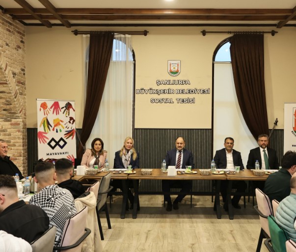 Gülpınar'dan Gençlere Güçlü Destek