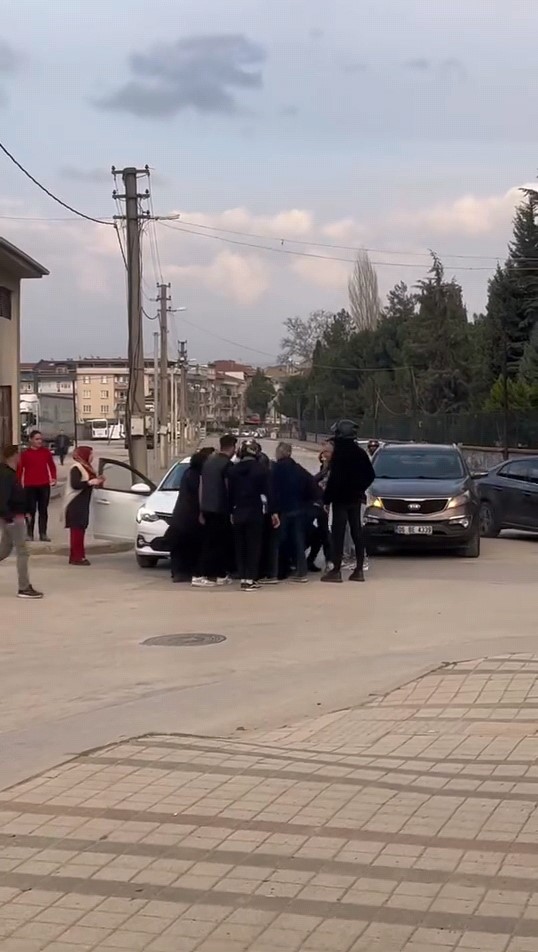 İftar Saati Sürücüler Birbirine Girdi