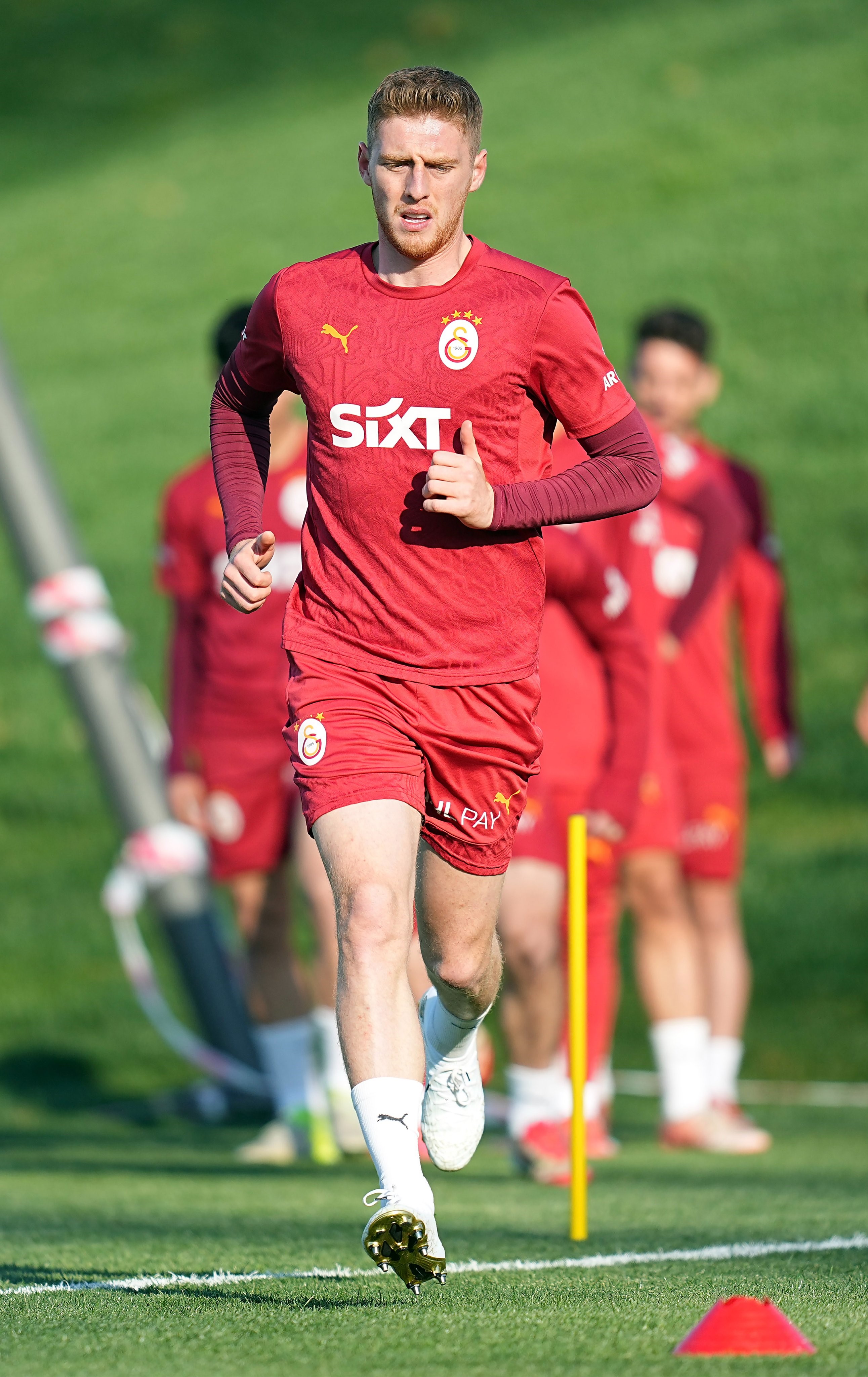 Galatasaray, Derbi Hazırlıklarını Sürdürüyor