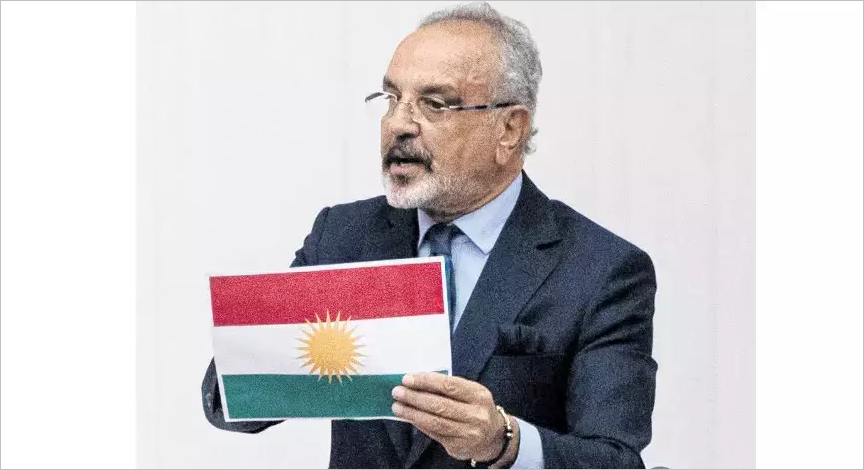 Meclis’te ‘Kürdistan Bayrağı’ Gerilimi!