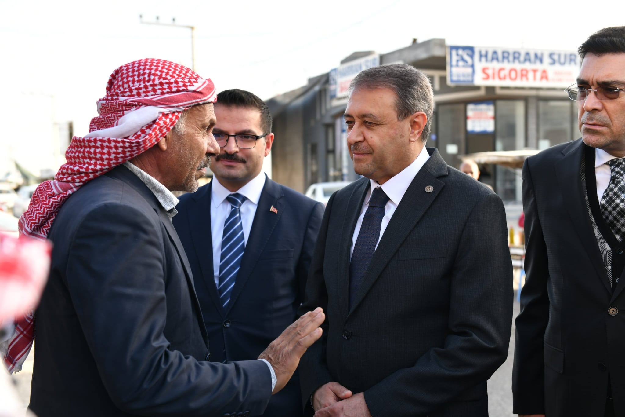 Vali Şıldak Harran’da Esnaf Ve Aile Ziyaretlerinde