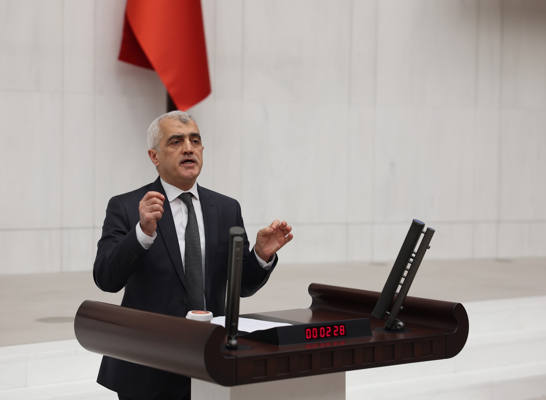 Gergerlioğlu’ndan Bakanlara Ekrem İmamoğlu Sorusu