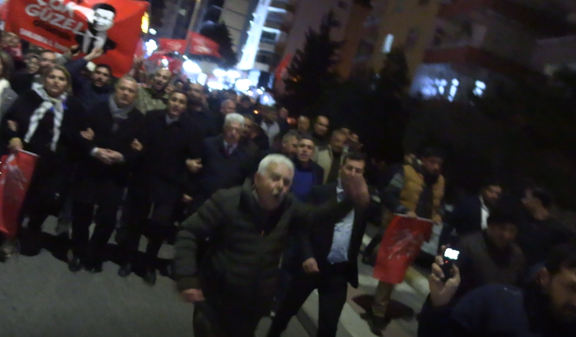 Şanlıurfa’da Binlerce Vatandaş Sokaklara Döküldü!