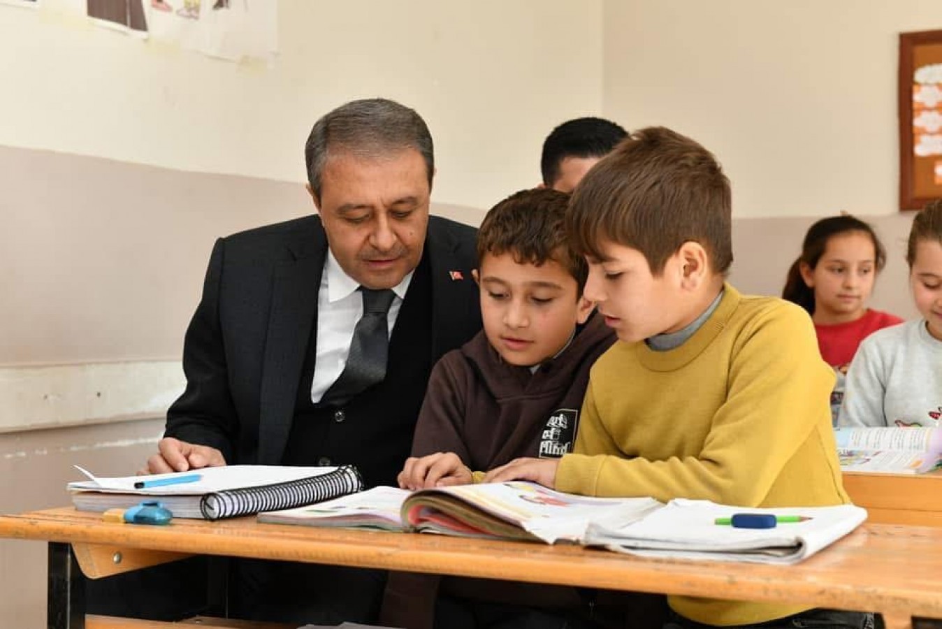 Valilik Kararı Sonrasında 4 Bin Çocuk Okula Döndü