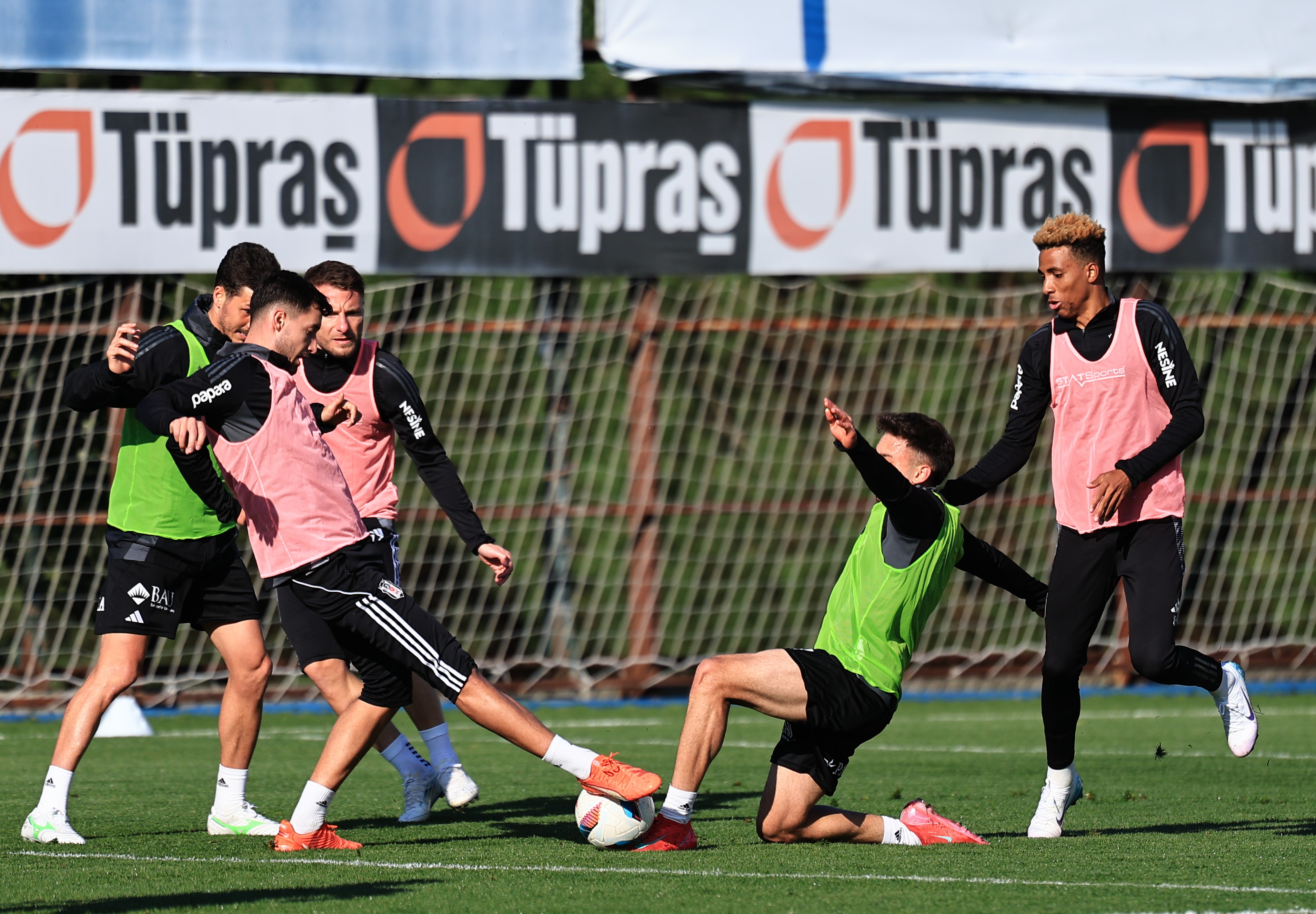 Beşiktaş, Galatasaray Derbisi İçin Hazırlıklarına Başladı