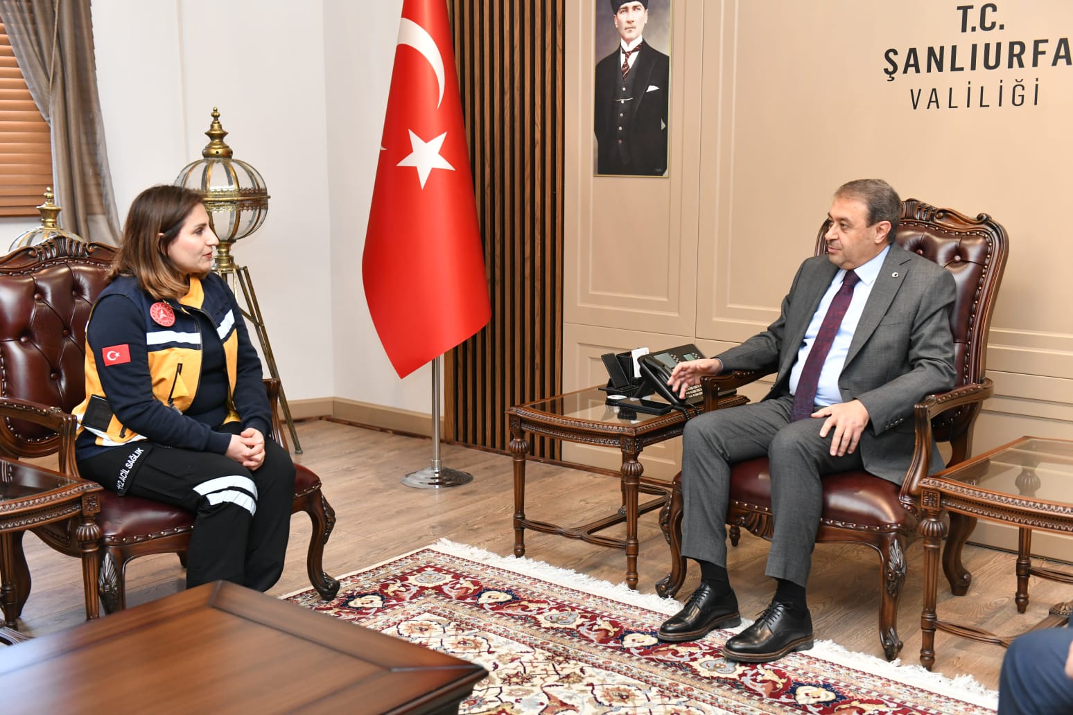 Vali Şıldak’tan Kahraman 112 Çalışanına Başarı Belgesi