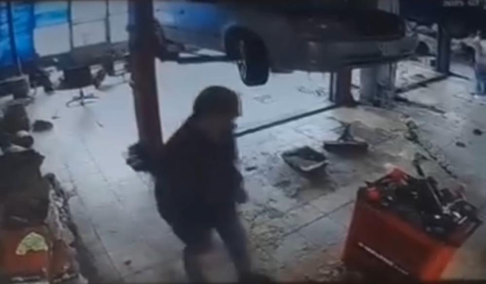 Sobaya benzin döken tamirci faciadan döndü