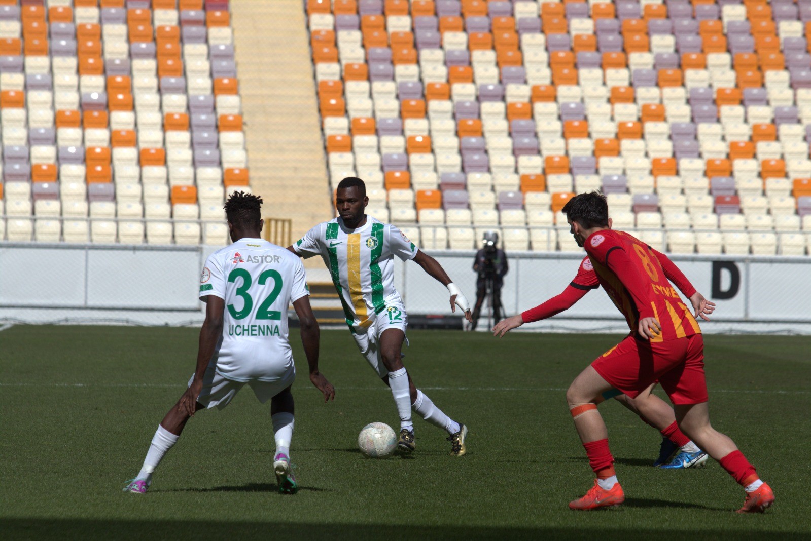 Şanlıurfaspor, Yeni Malatyaspor'u 4-1 Mağlup Etti