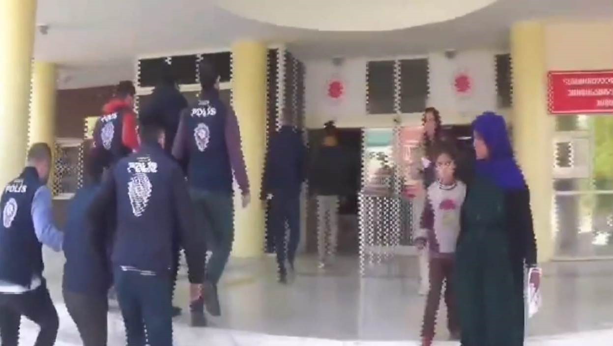 Şanlıurfa Sanal Dolandırıcılık Şüphelileri Yakalandı