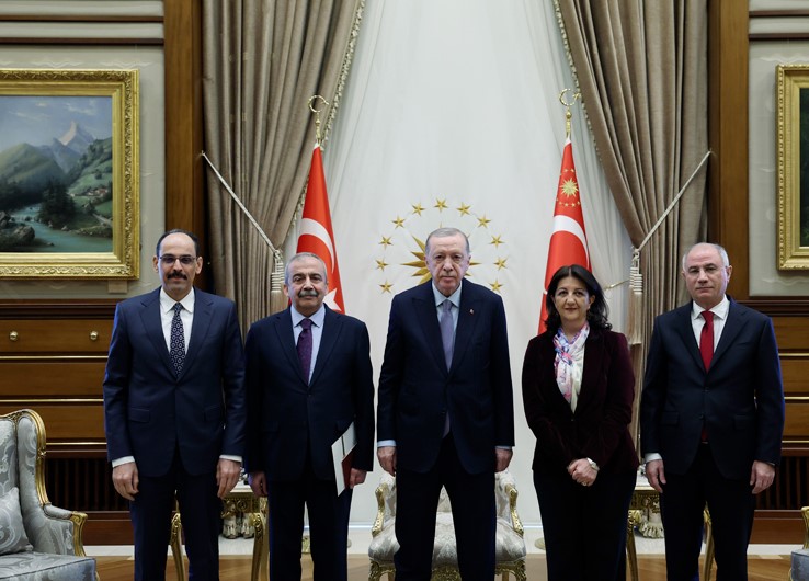 Erdoğan’dan Tarihi Adım: DEM Parti Beştepe’de