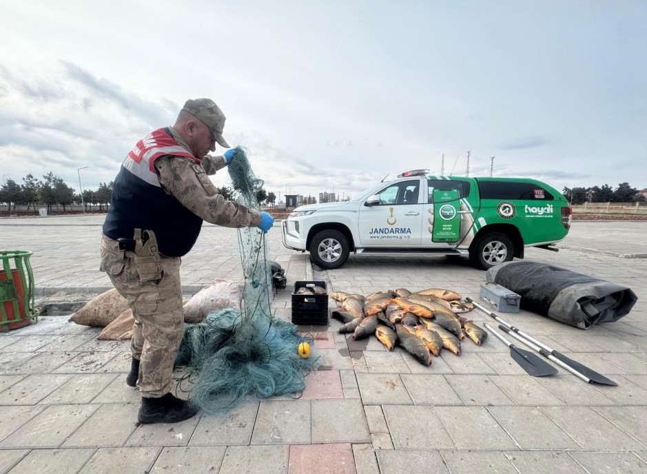Yasaklı Ağıyla Balık Avlayan Şahsa Şok Ceza!