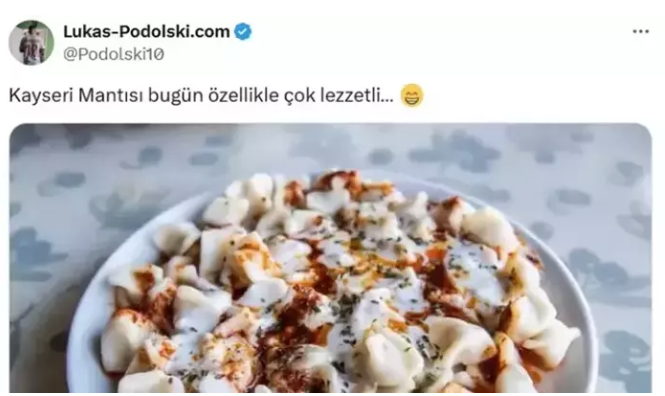 İcardi, Melo Ve Podolski'den Taraftarı Kızdıran Paylaşım!