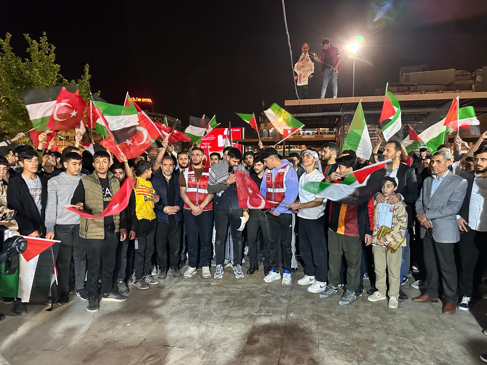 Şanlıurfa'da Gençler Gazze İçin Buluştu..