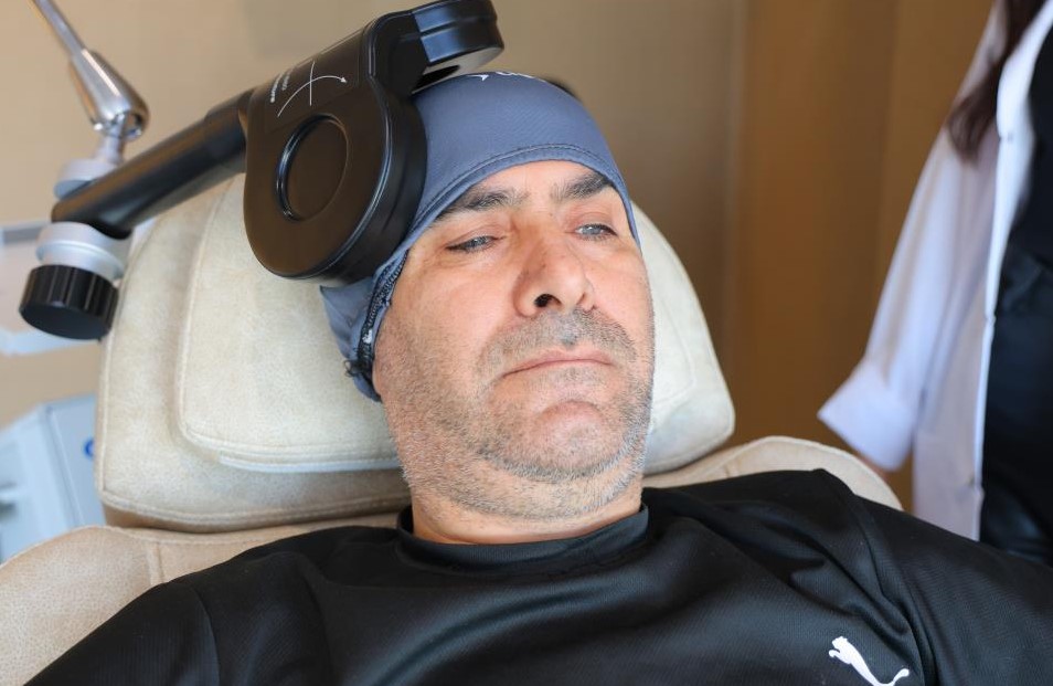 TMS Cihazı Depremzedelere Umut Oluyor