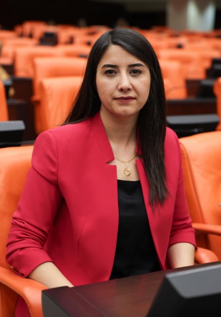 Dilan Kunt Ayan’dan Çiftçi Krizi İçin Soru Önergesi