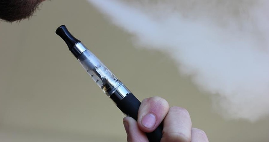 Elektronik Sigara Kanserin Yeni Yüzü Mü?