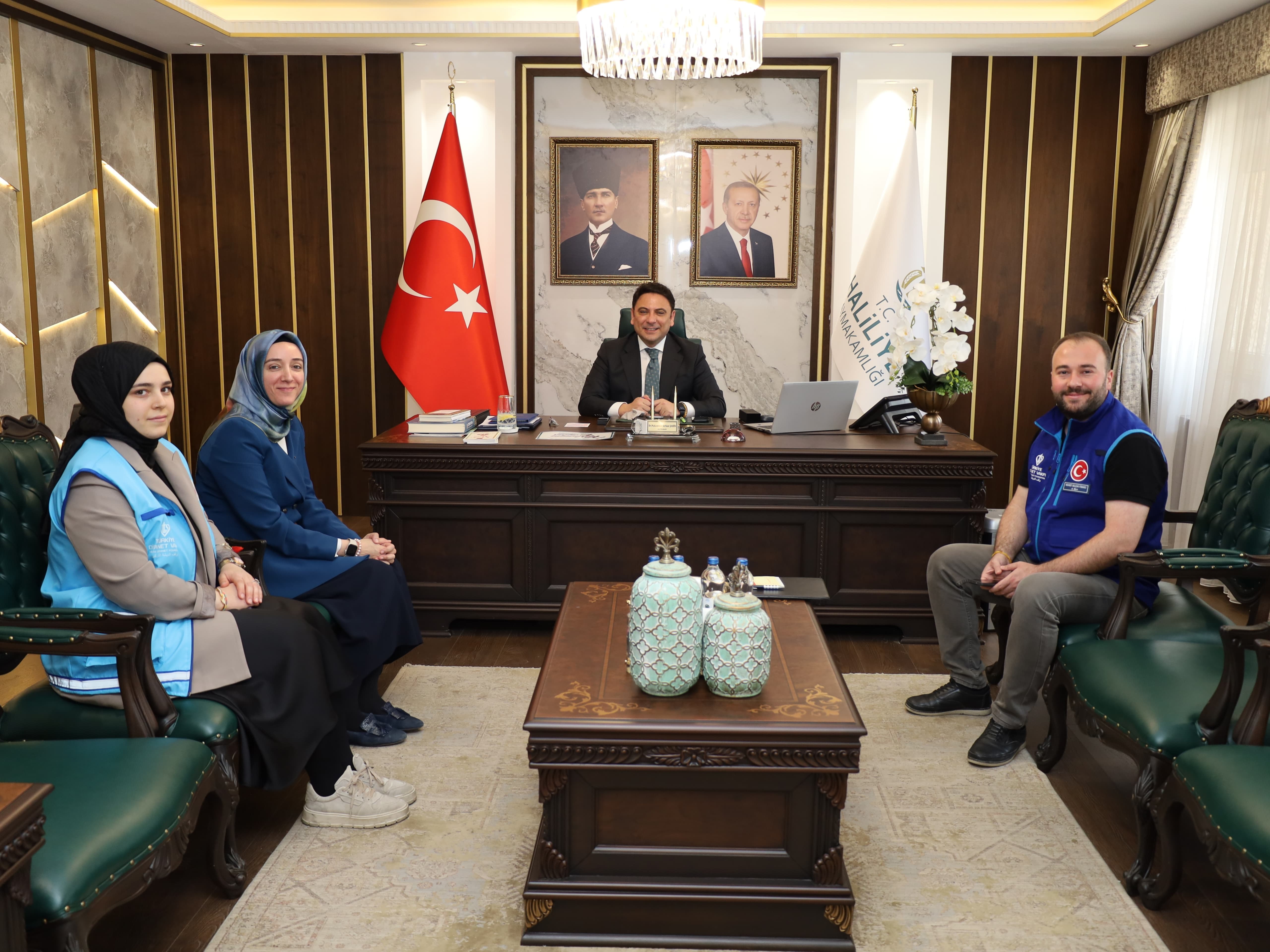 Haliliye Kaymakamı Şahin, Şanlıurfa’da İlk Kurbanı Bağışladı
