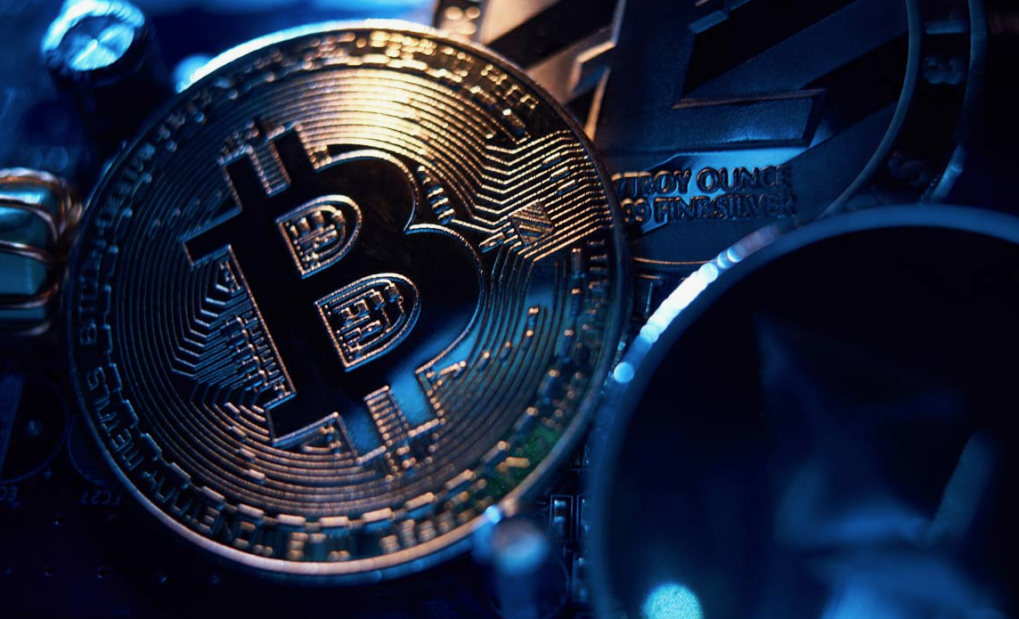 Bitcoin'de Sert Düşüş! 75 Bin Doların Altına Geriledi..