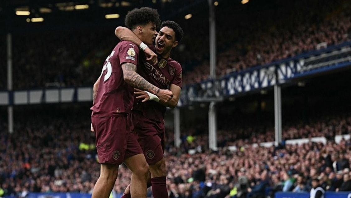 Manchester City Son Dakikalarda Bulduğu Gollerle Kazandı..
