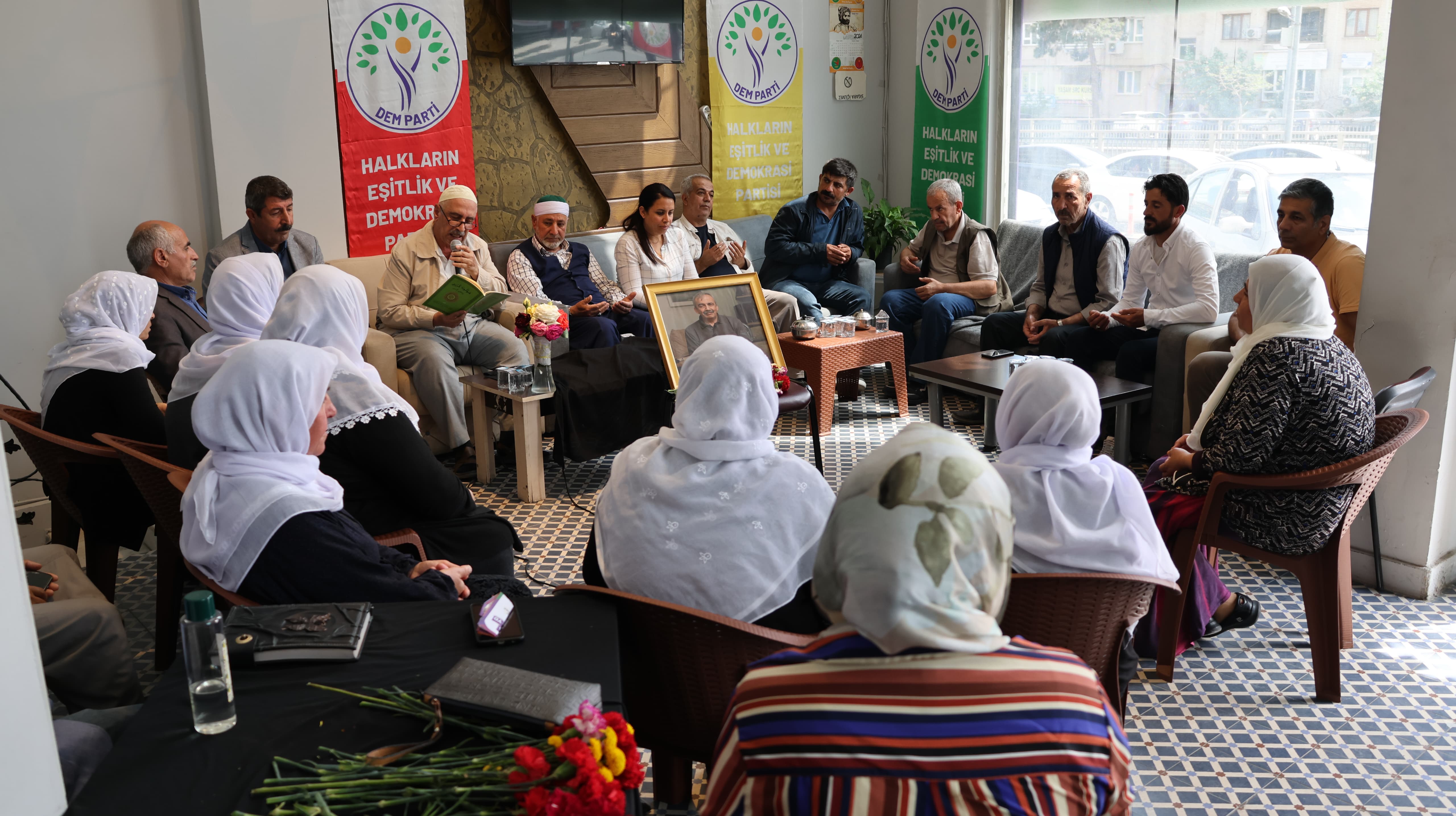 Sırrı Süreyya Önder Urfa’da Dualarla Anıldı
