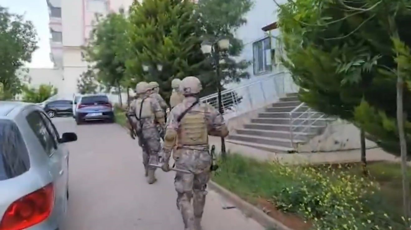 47 İlde Dev Operasyon! 225 Şüpheli Adliyeye Sevk Edildi