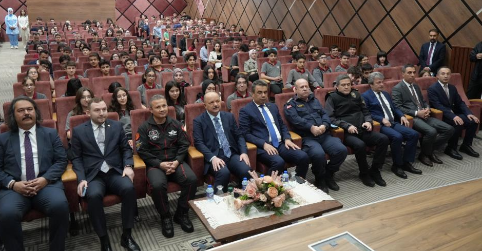 Türkiye Ay’a Gidiyor!