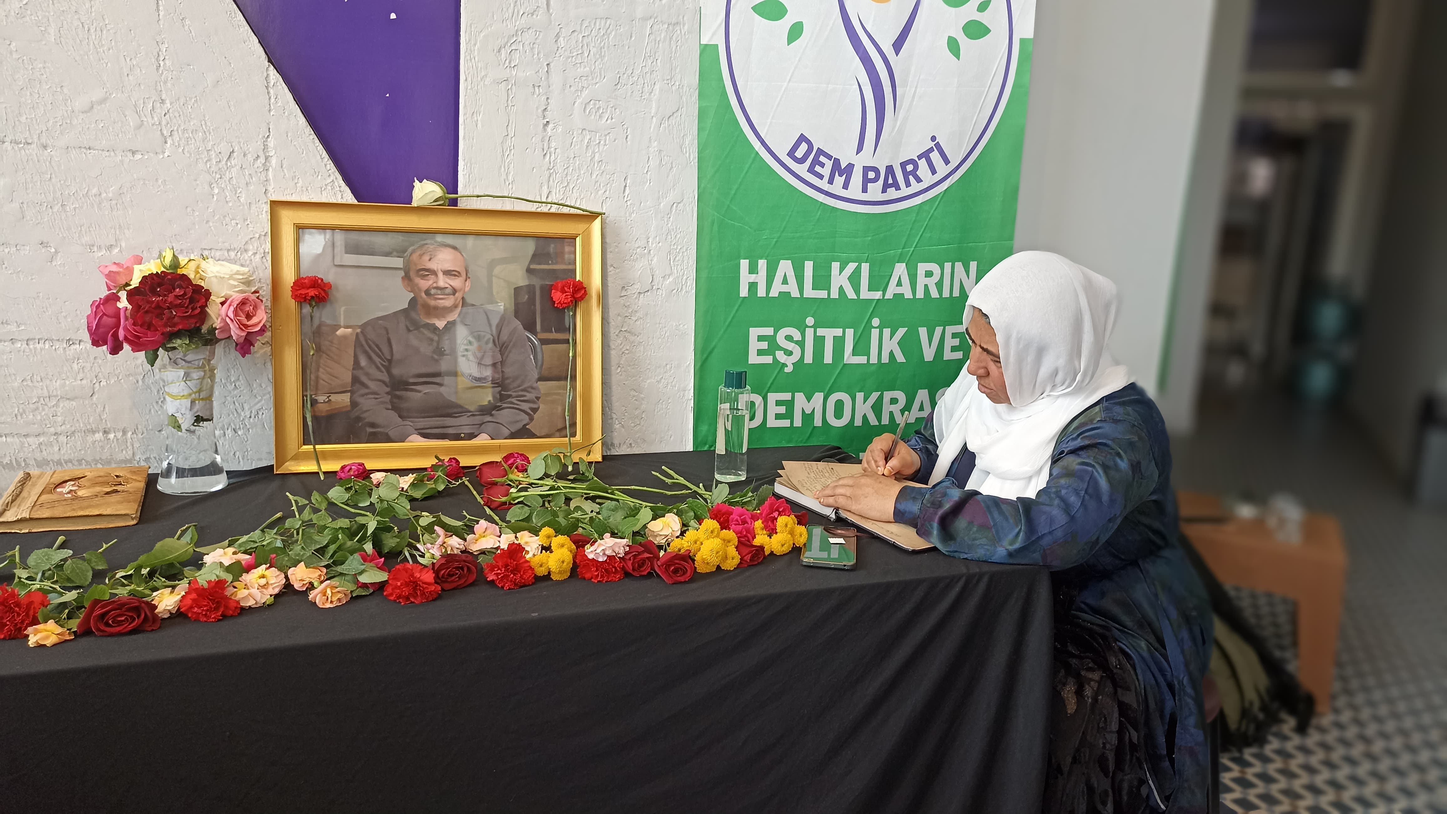 Urfa’da Sırrı Süreyya Önder’e Vefa, Barışa Çağrı!