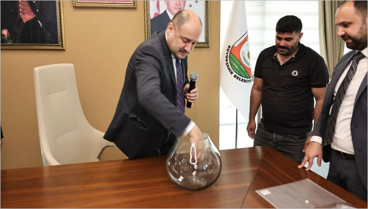 Gülpınar: Azınlık Bir Güruh Şeffaflığı Gölgelemeye Çalışıyor