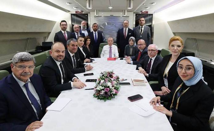 Erdoğan'dan Net Mesaj: Yeni Anayasa Ülke İçin!