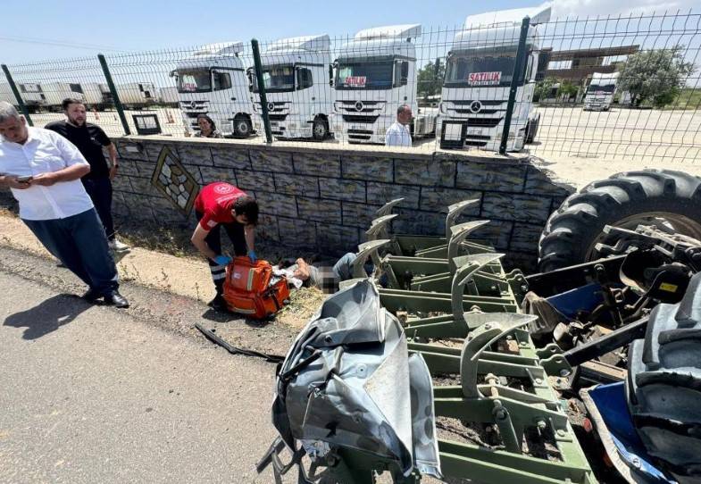 Araç Kültivatöre Takıldı, Traktör Havaya Uçtu!