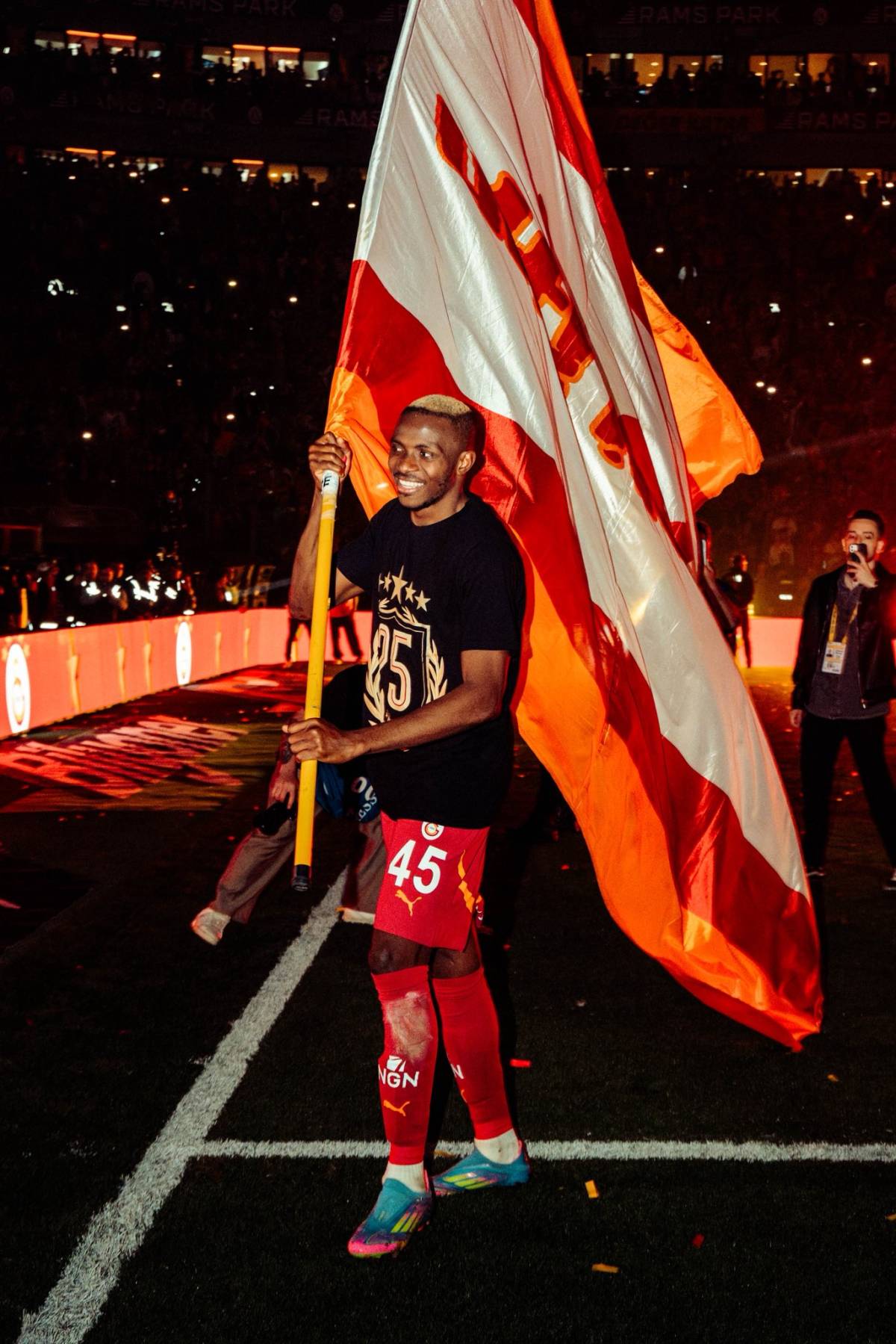 Galatasaray Yenikapı'da 25. Şampiyonluğunu Kutladı!